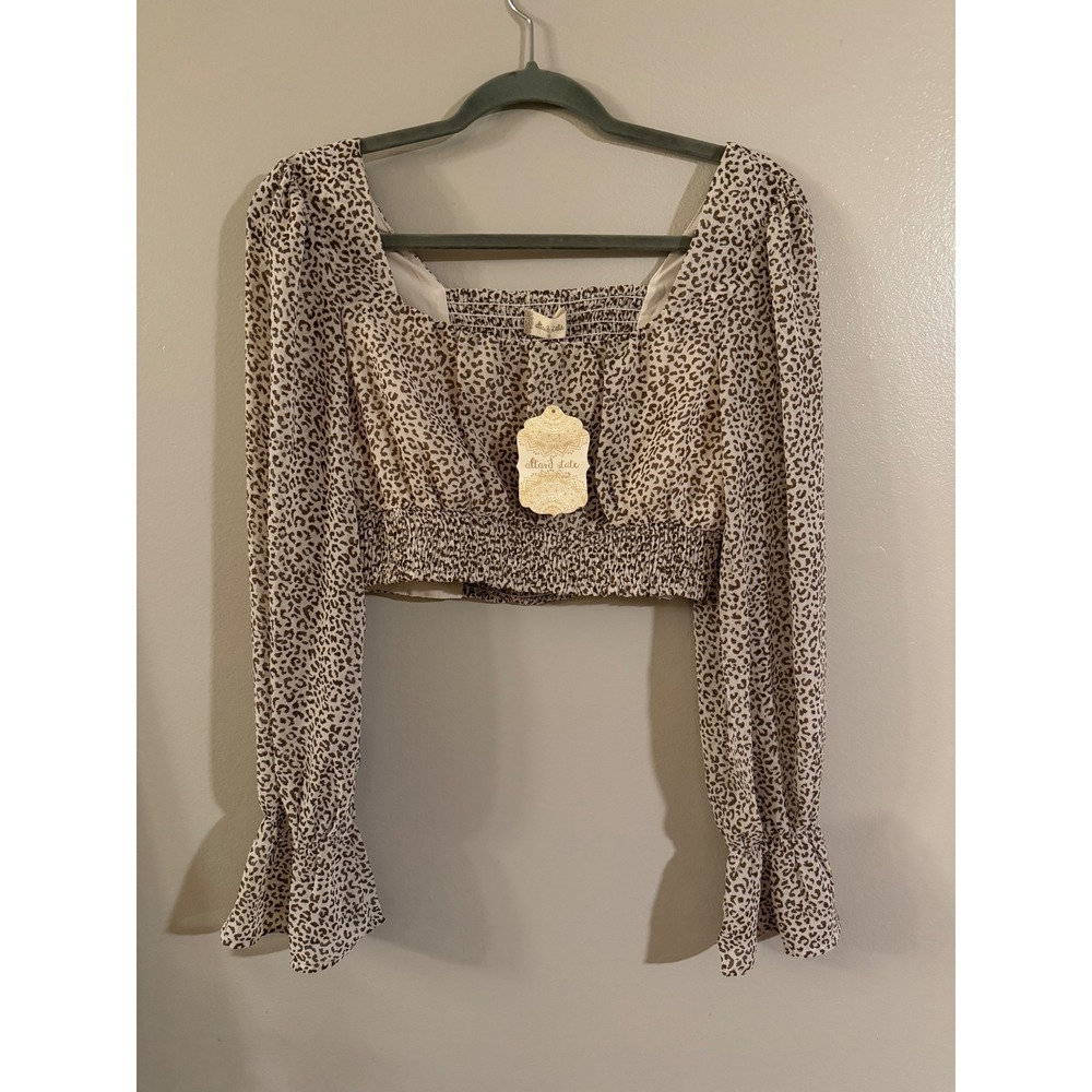Altar'd State Leopard Print Square Neck Smocked Crop Top Mocha Cream MT3249-S